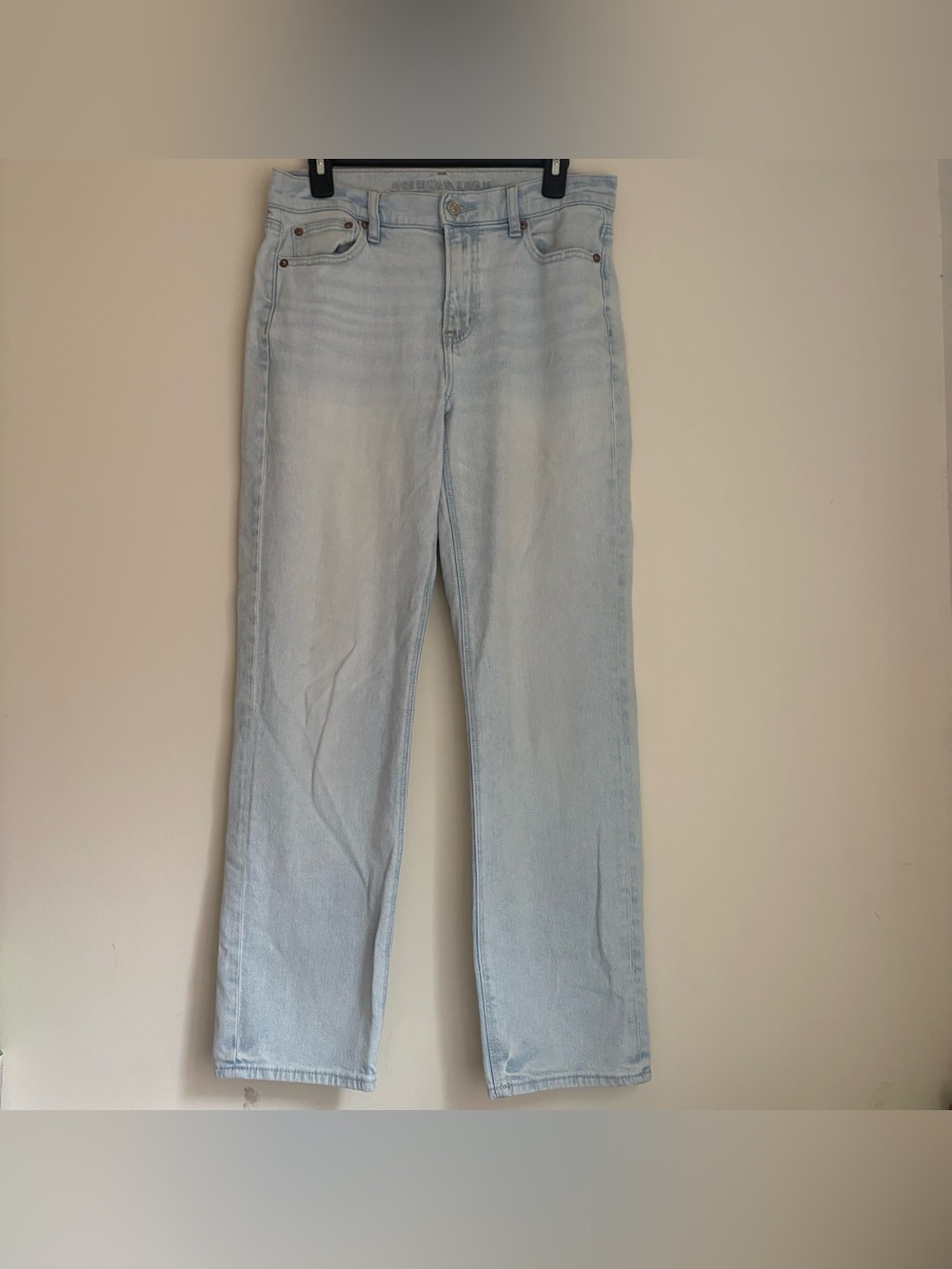 American Eagle size 8 Super high rise straight jeans